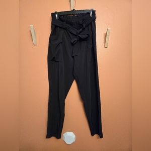 Athleta Skyline Belted Paperbag Pant